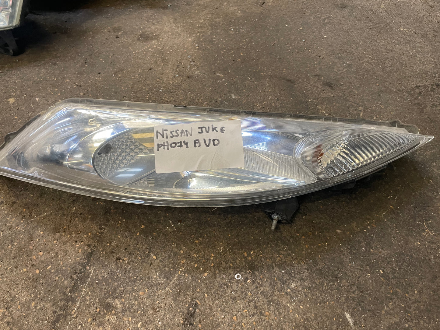 PHARE AVANT AVANT DROITE NISSAN JUKE